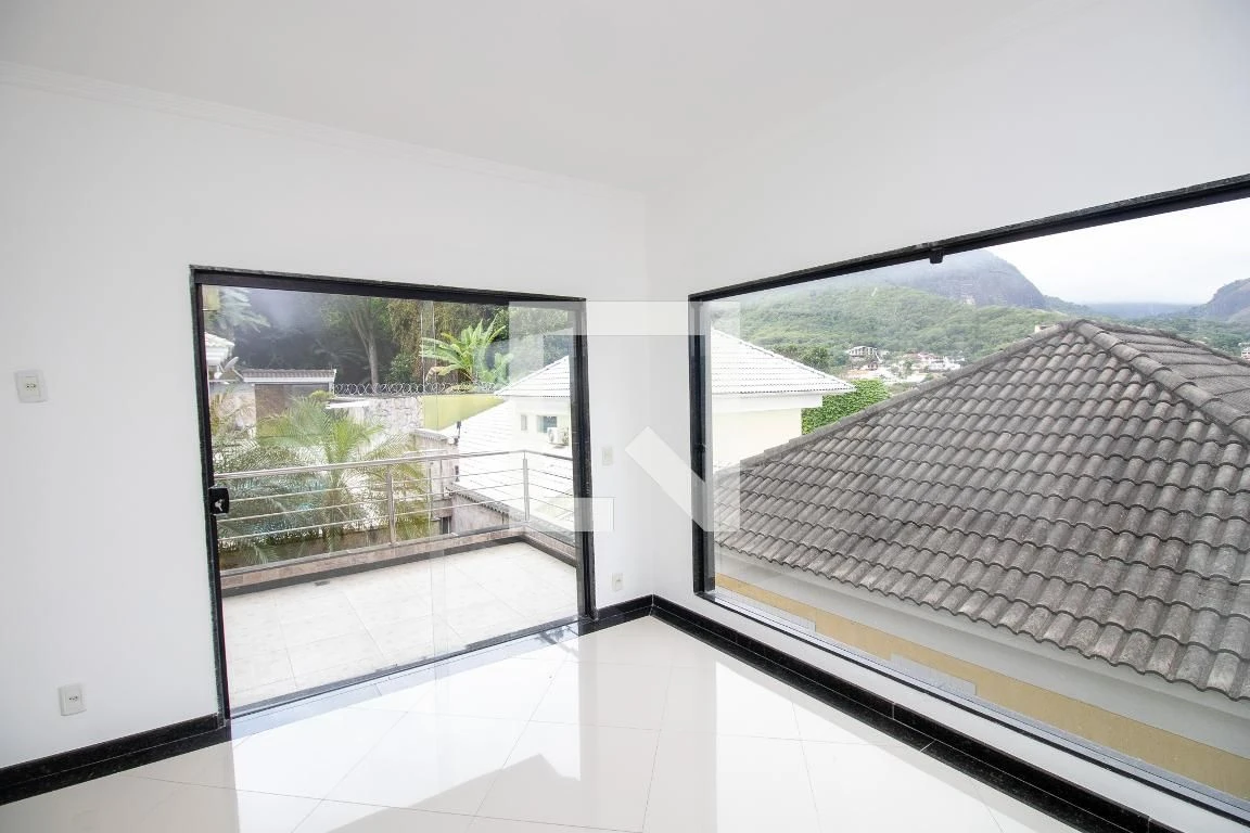 Casa com 3 suítes e quintal privativo com churrasqueira — photo 4