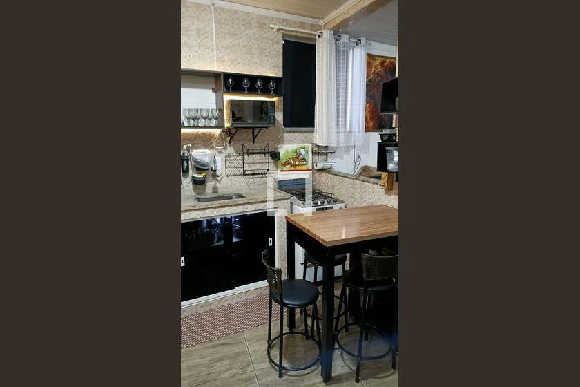 Casa amueblada con rincón de trabajo y 3 dormitorios — photo 2