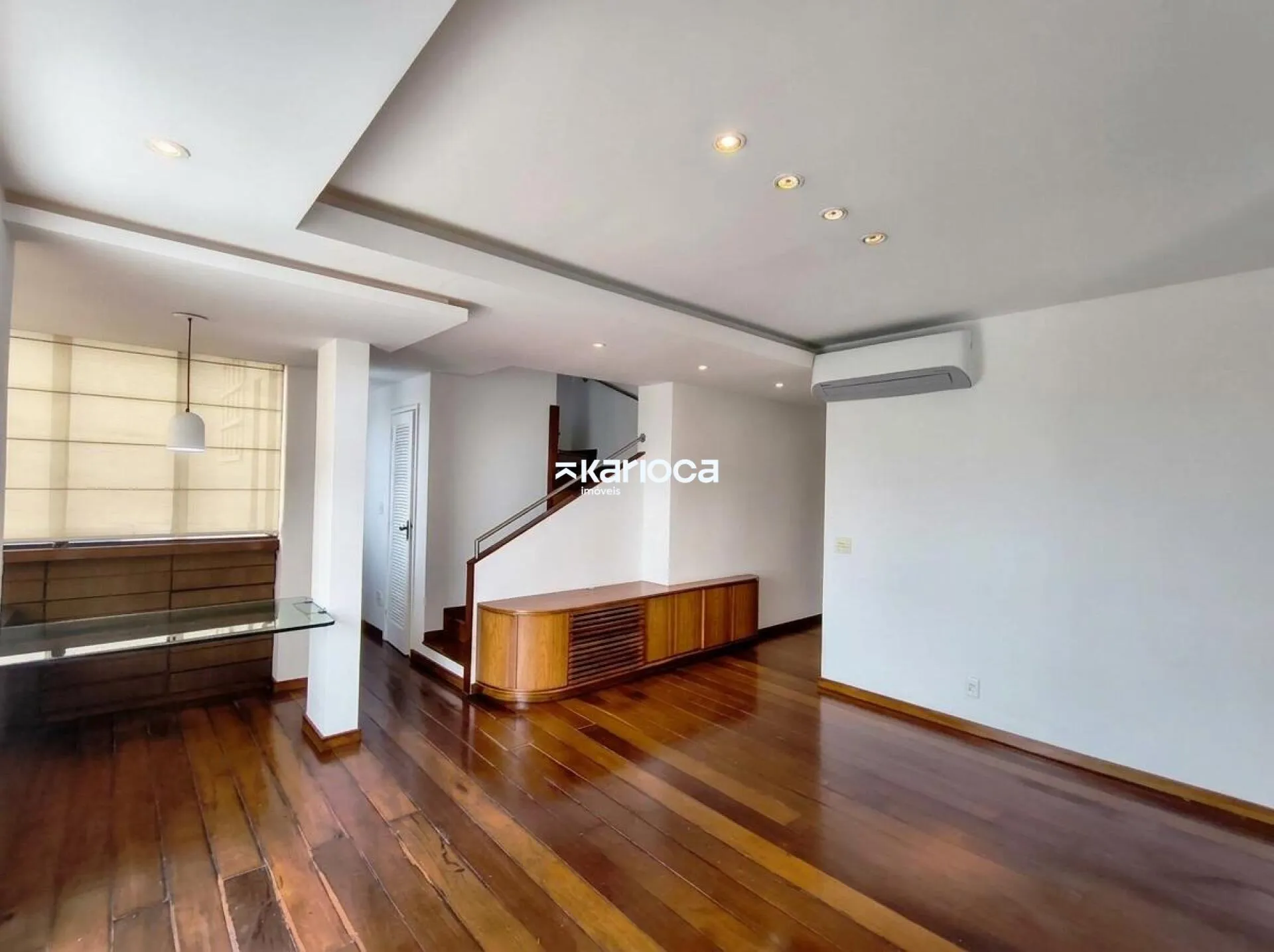 Duplex penthouse with 2 en-suite bedrooms and floor-to-ceiling windows — photo 16