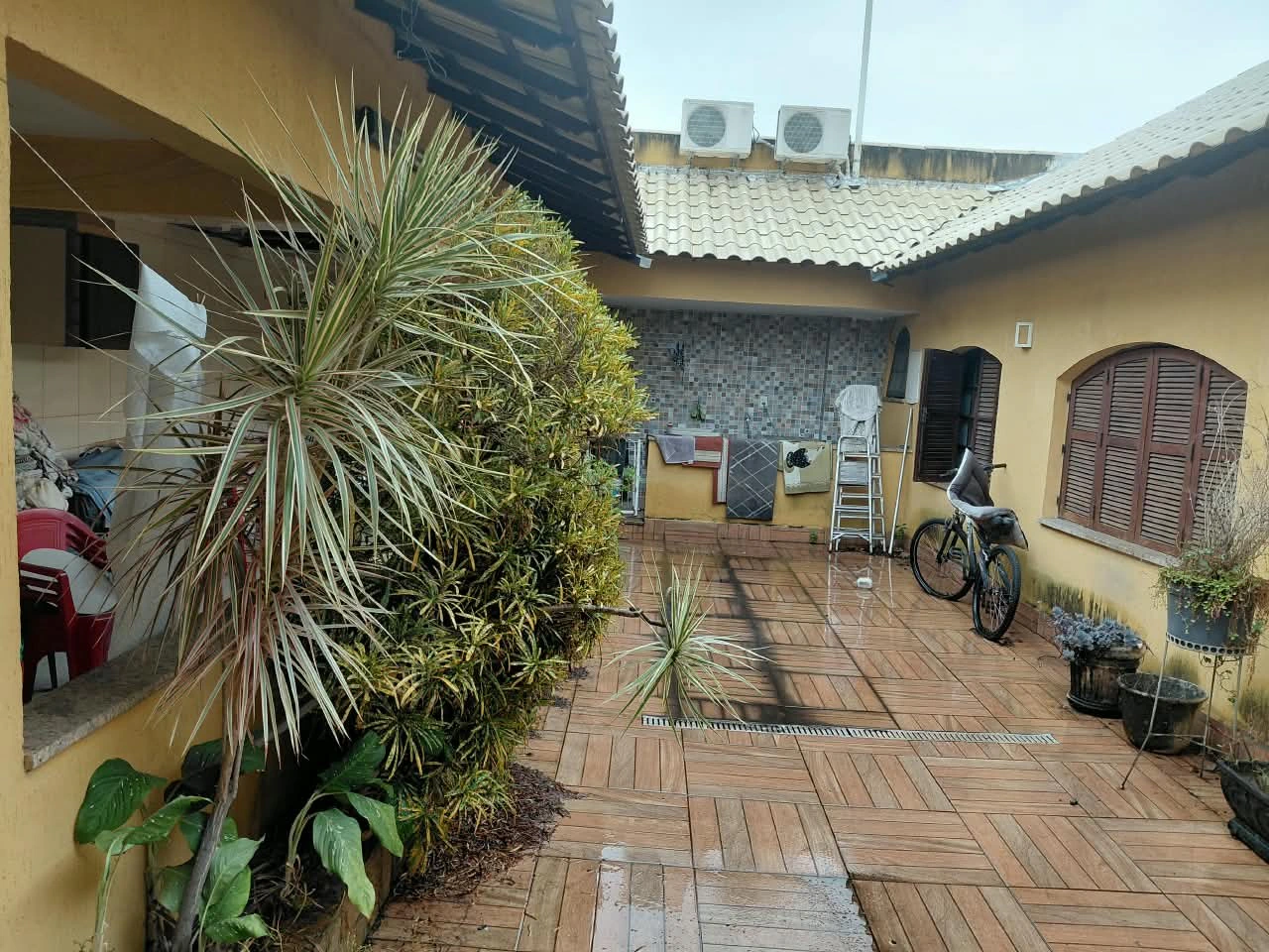 Furnished house with 3 bedrooms, 360 m² and 2 parking spots — photo 24