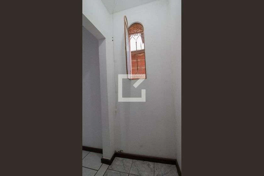 Kitnet estúdio de 40 m² com chuveiro elétrico