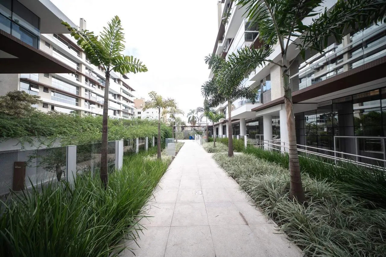 Apartamento mobiliado com 3 suítes e 130 m² — photo 30