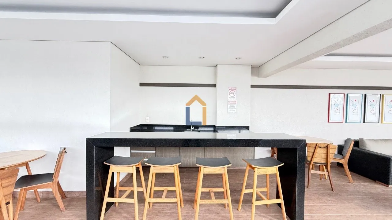 One-bedroom apartment with a dryer — photo 33