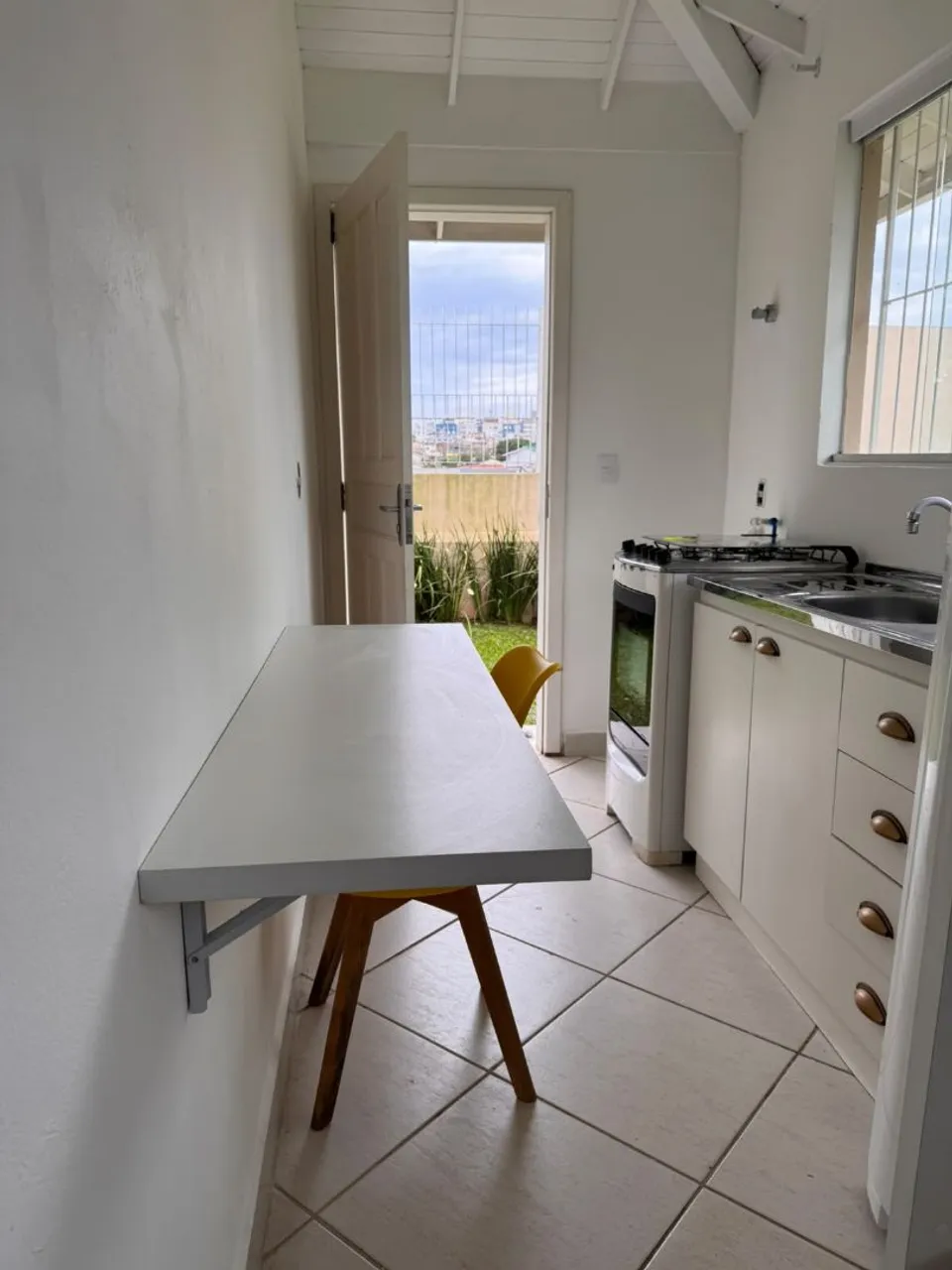 Furnished studio, 25 m² — photo 4
