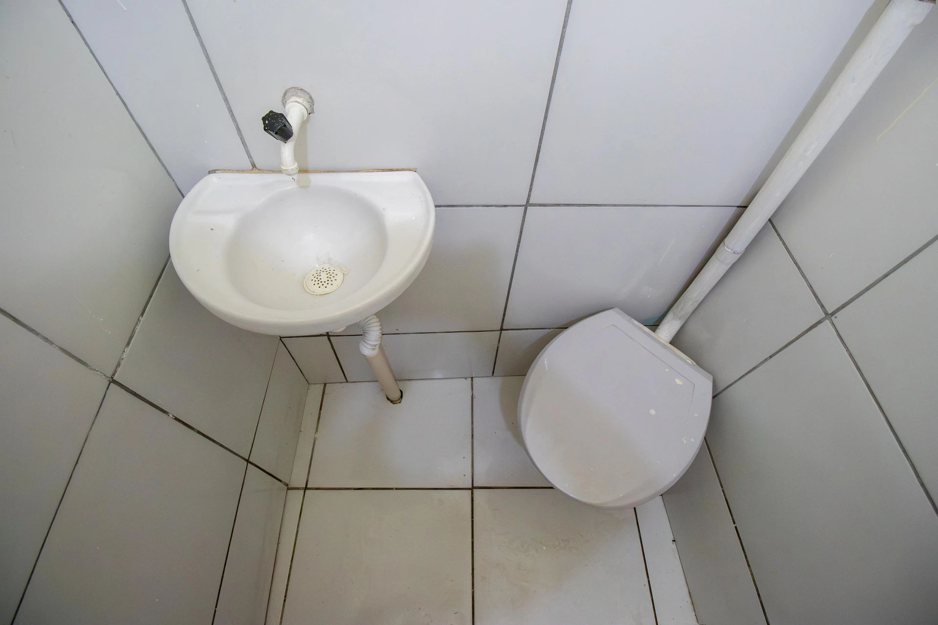 House with 1 bedroom and 1 bathroom, no parking — photo 10