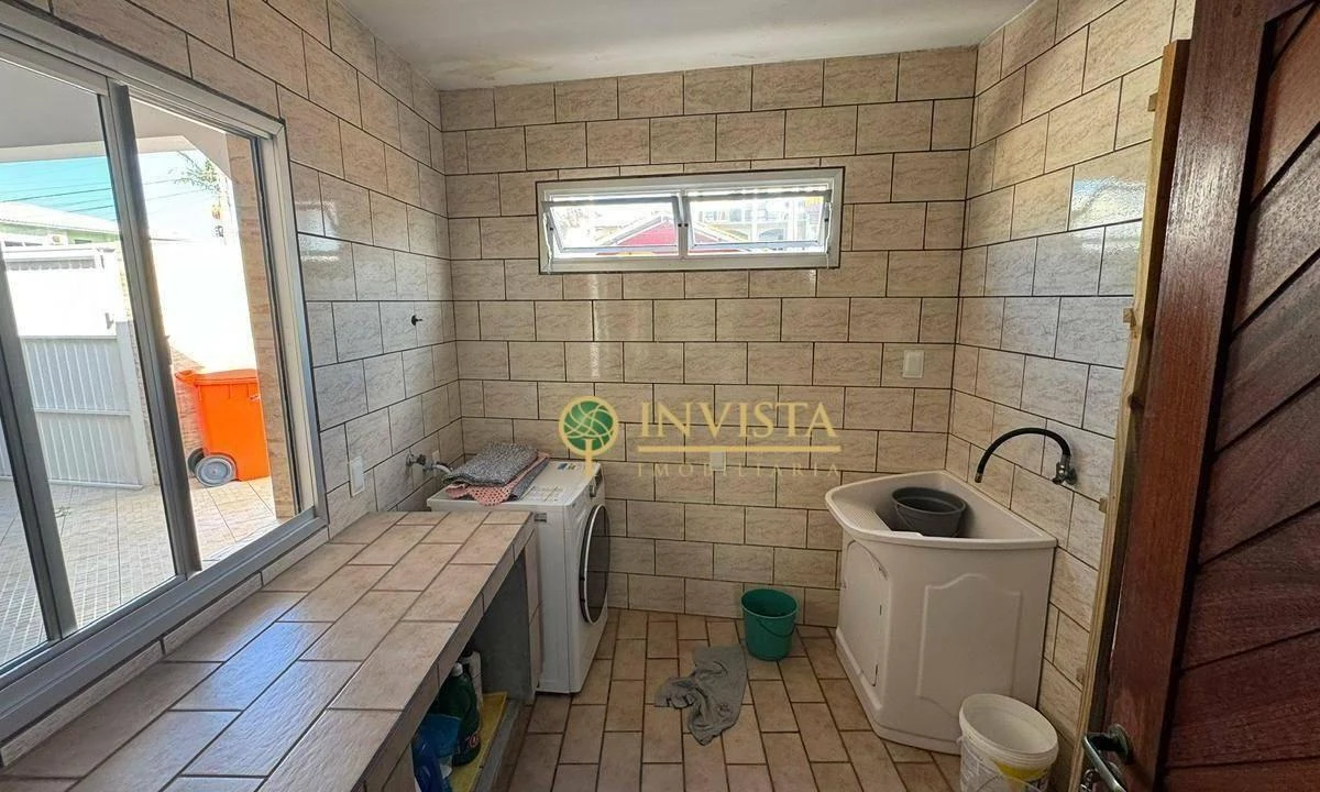 Casa de 4 dormitorios y 525 m², con 2 plazas — photo 16