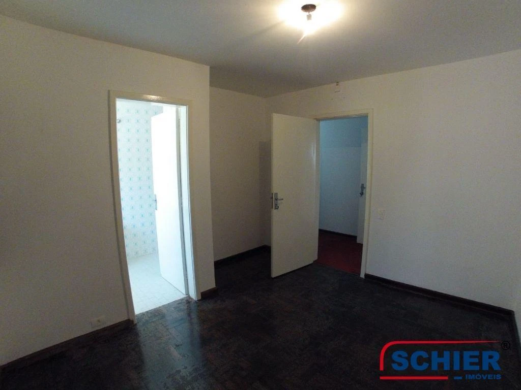 Casa térrea com 5 quartos e 10 vagas no total — photo 44