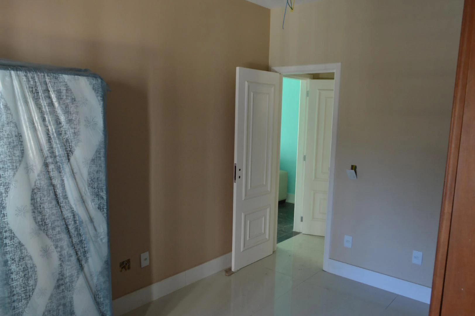 House, 362 m², with a jacuzzi — photo 35