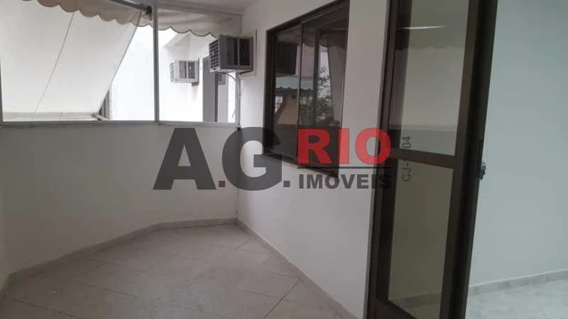 Apartamento de 90 m² com cozinha planejada e varanda — photo 5