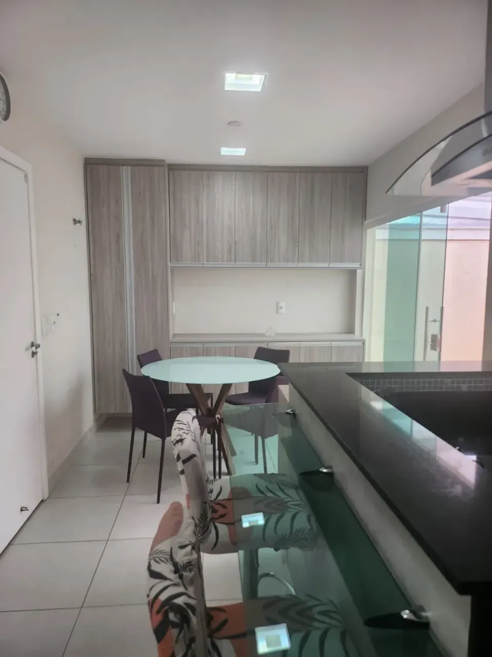 Casa mobiliada com 3 dormitórios e 2 banheiros — photo 19