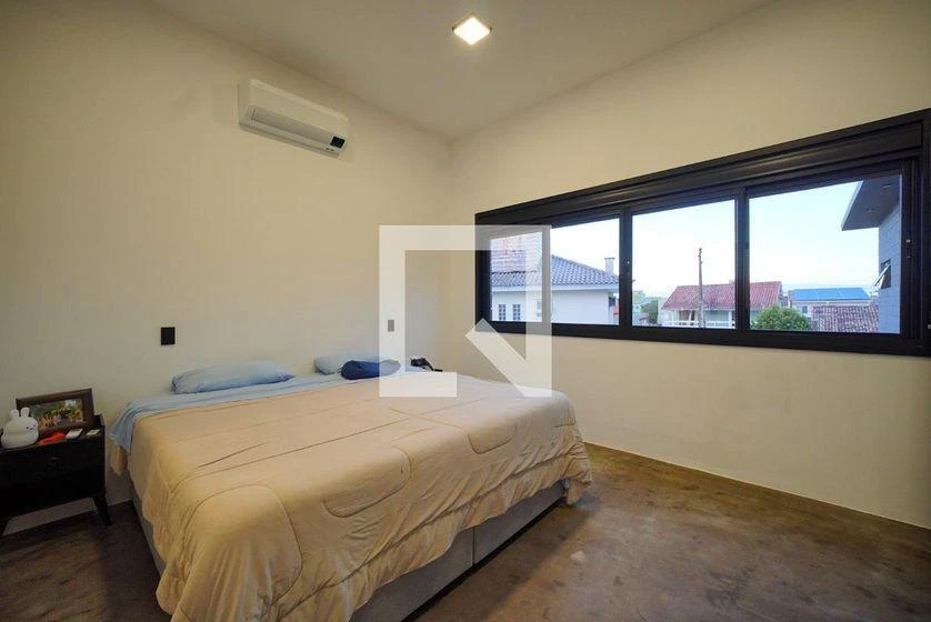 Mountain view in a 5-bedroom house, 330 m² — photo 14