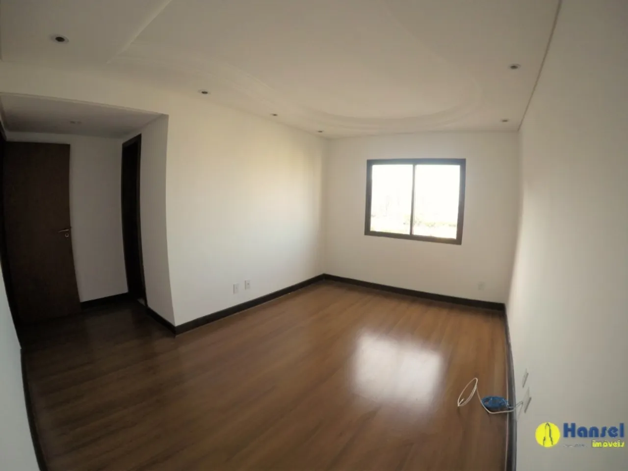 Apartamento de 3 quartos com cozinha a gás e varanda fechada — photo 16