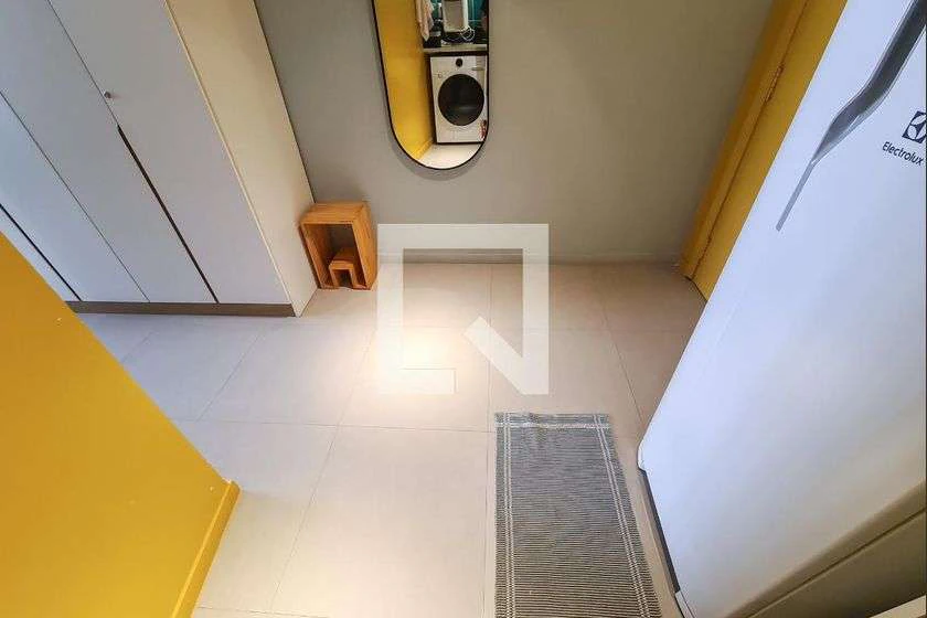 Apartamento mobiliado de 1 quarto e cozinha integrada (31 m²) — photo 24