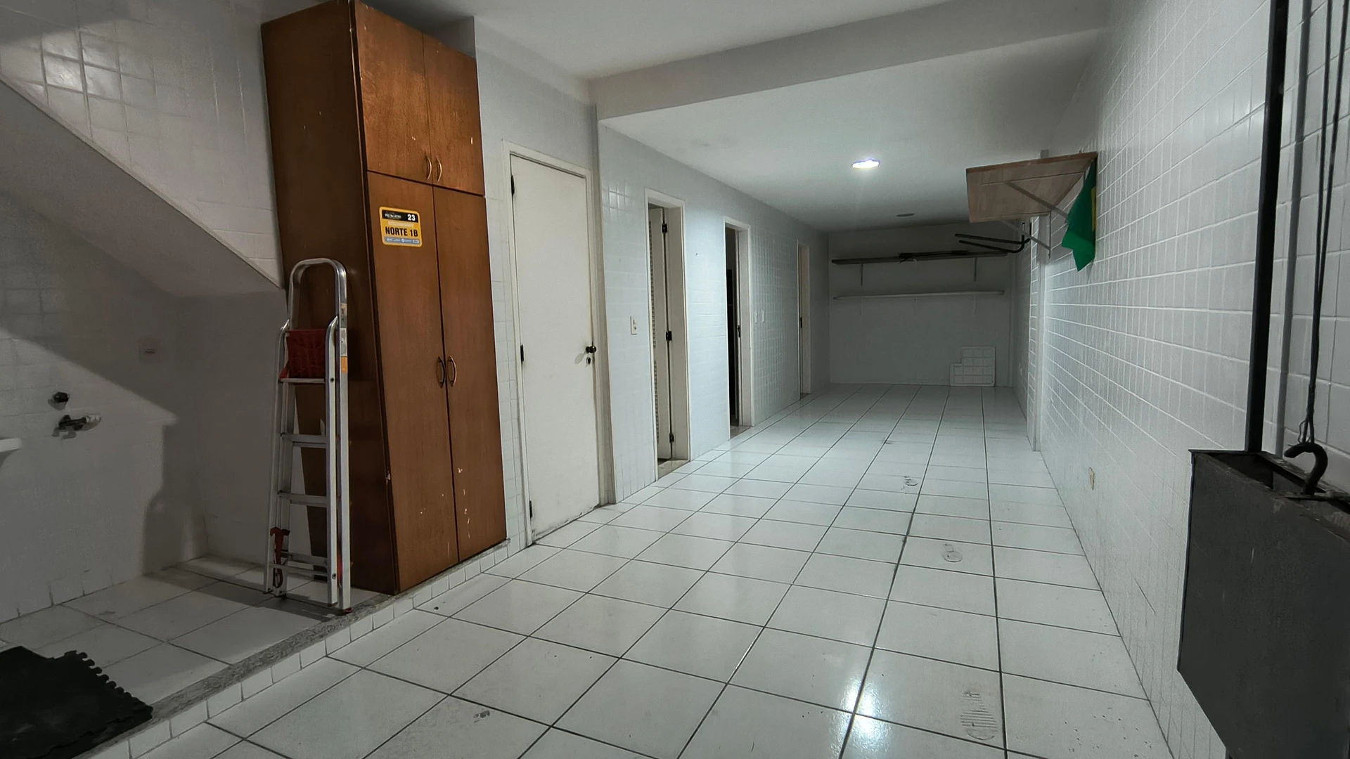 Condo house with balcony and 3 en-suite bedrooms — photo 51