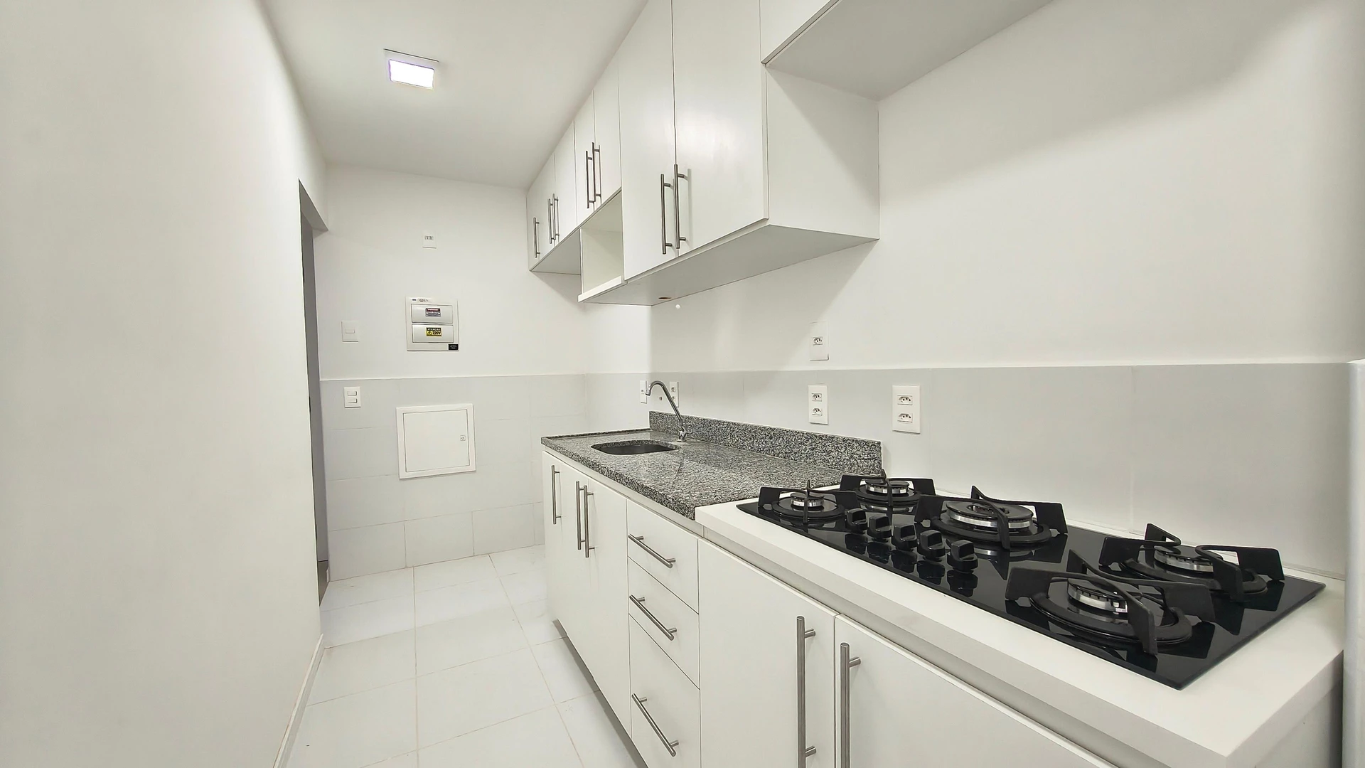 Apartamento com 2 quartos e varanda envidraçada — photo 8