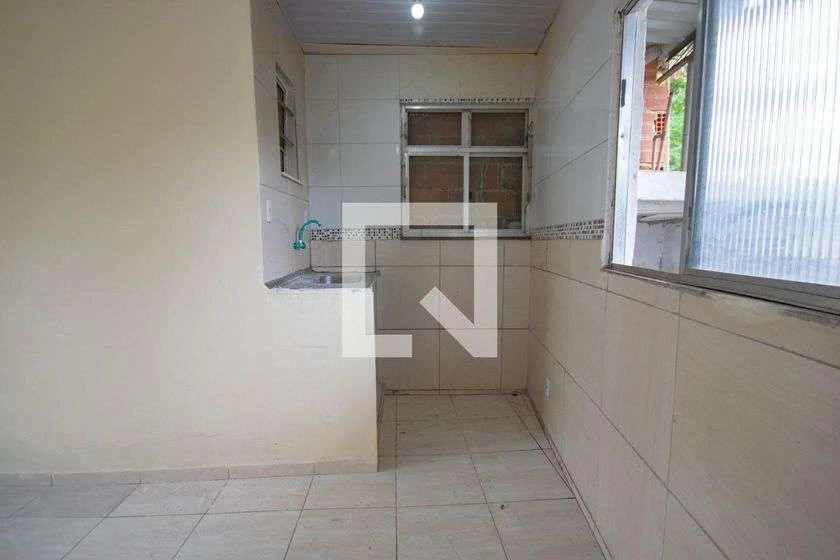 40 m² studio with balcony and 1 bathroom — photo 2