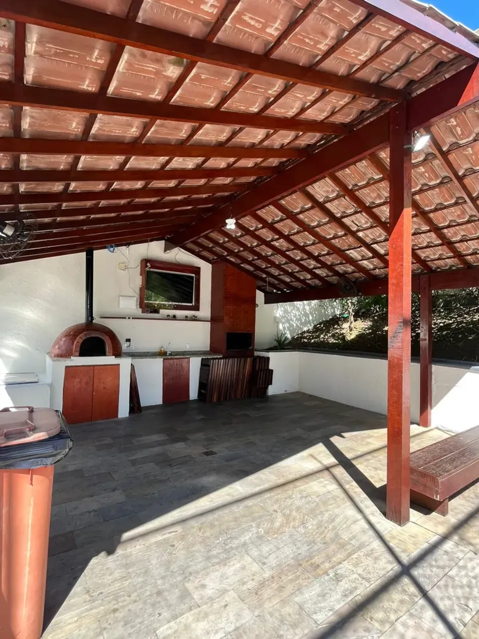 2-bedroom, 2-bath apartment with gas stove kitchen — photo 15