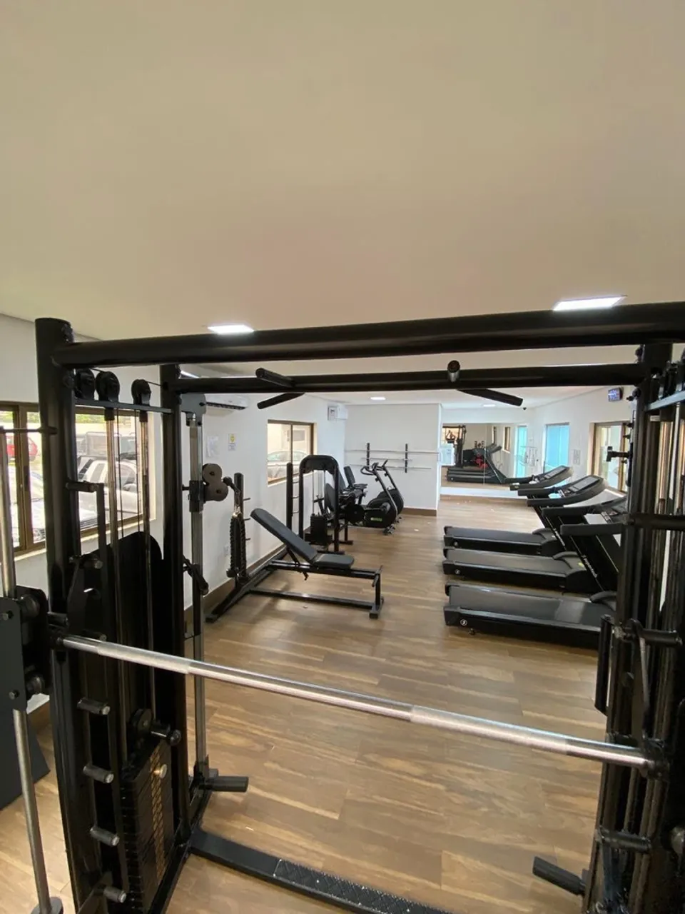 2-bedroom apartment in a building with a gym — photo 14