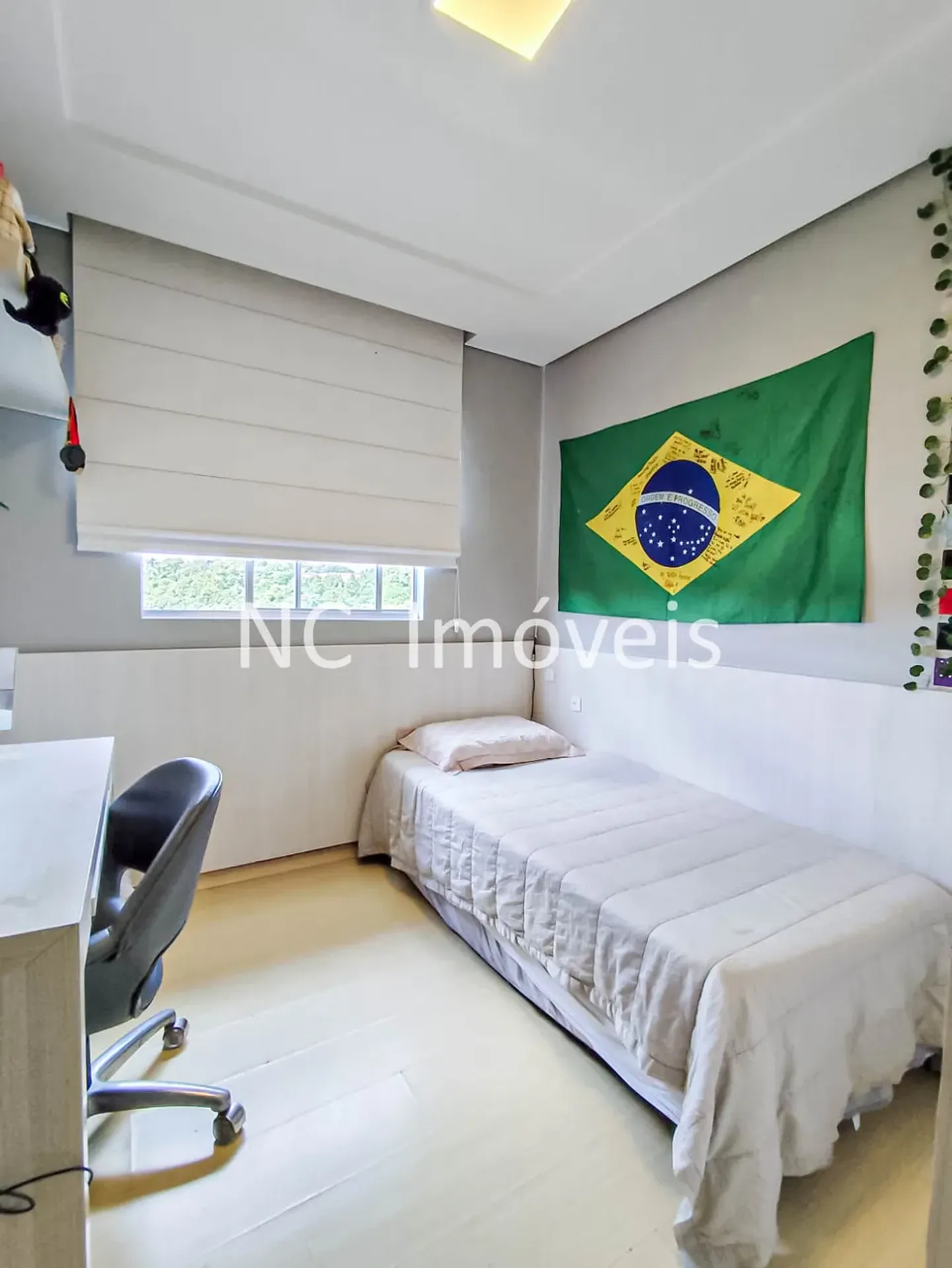 Меблированный двухэтажный дом: 3 спальни, 128 м² — photo 25