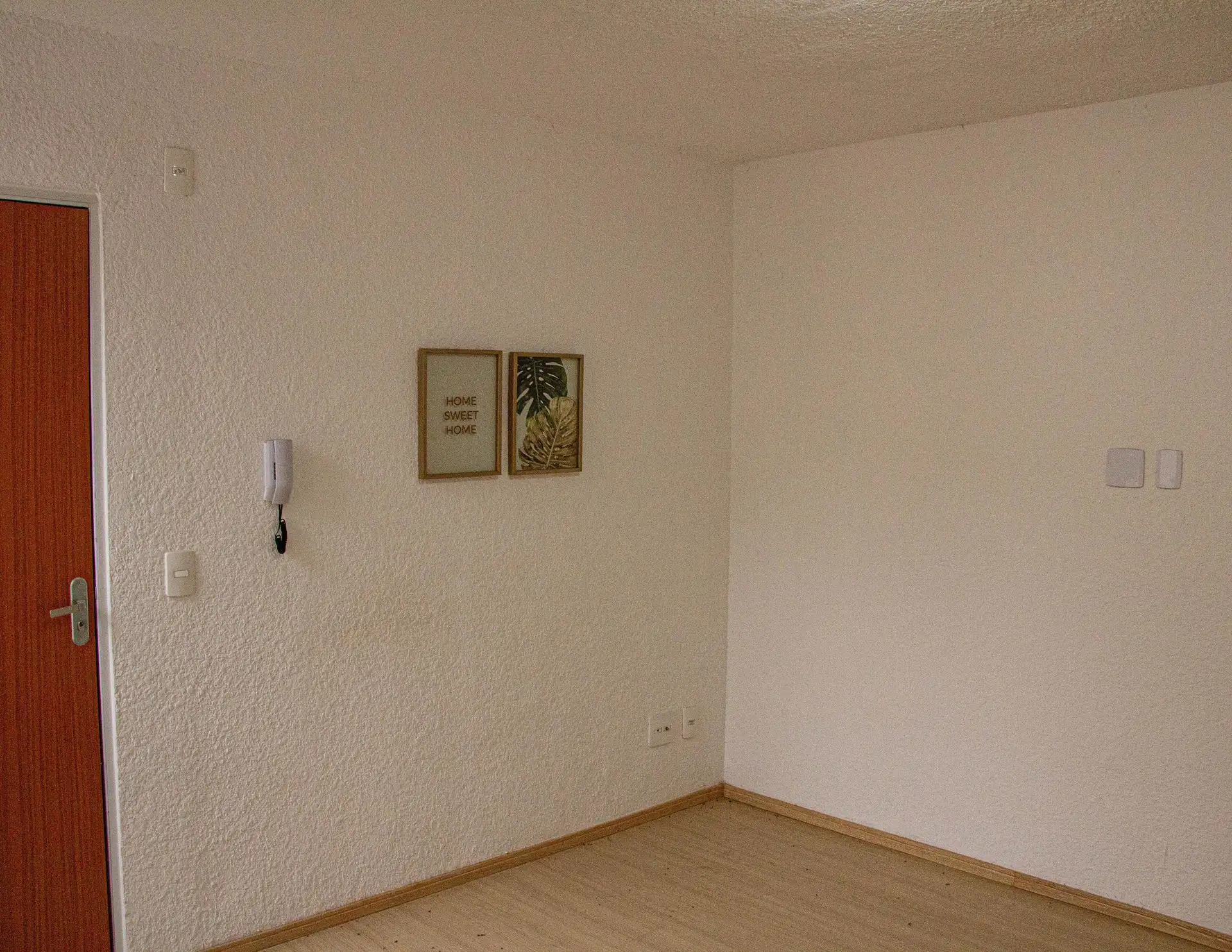 2-bedroom apartment with balcony and open-plan kitchen — photo 9