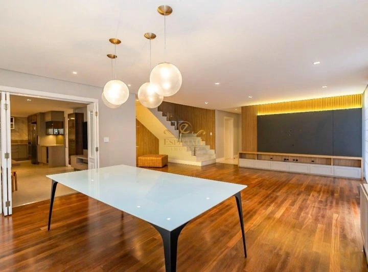 House with 6 bedrooms and 6 bathrooms plus 6 parking — photo 8