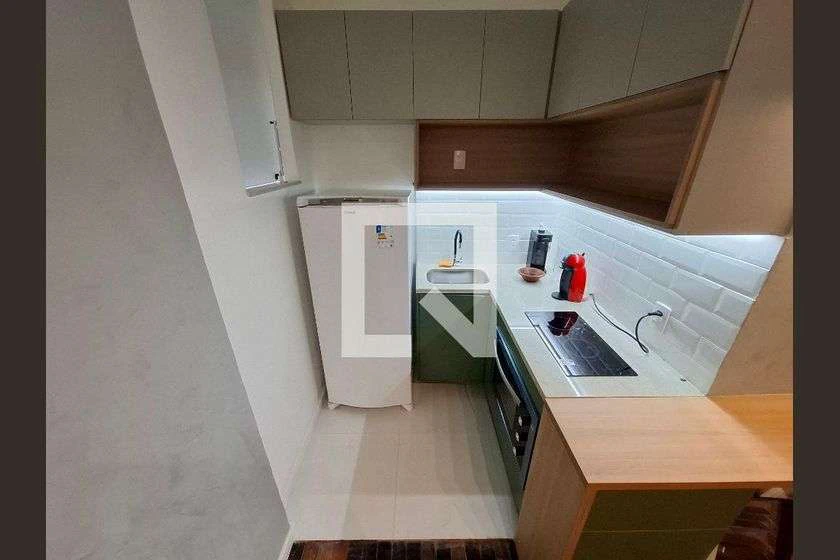 Studio/kitnet mobiliado de 33 m² com 1 quarto e 1 banheiro — photo 11