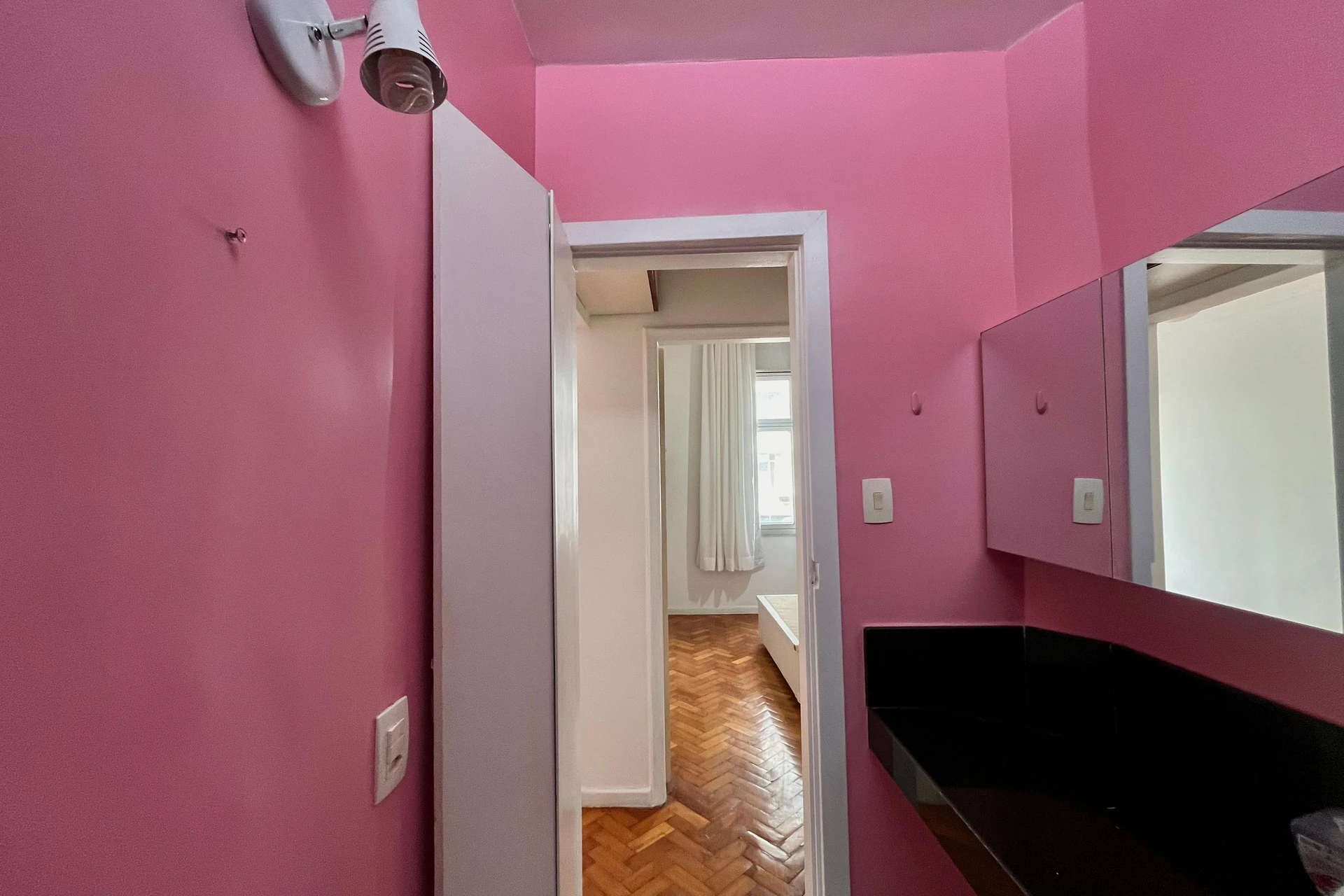 Apartamento sem mobília com 2 quartos e cozinha americana — photo 7