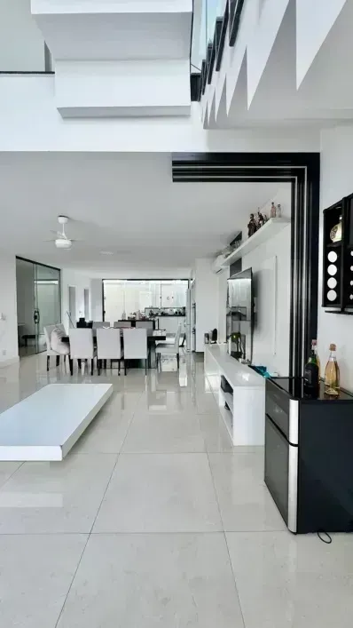 Casa com 5 suítes e piscina externa no condomínio — photo 19