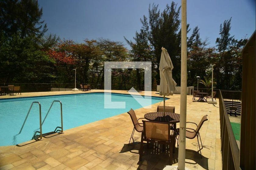 Furnished apartment with balcony and 2 en-suite bedrooms — photo 25