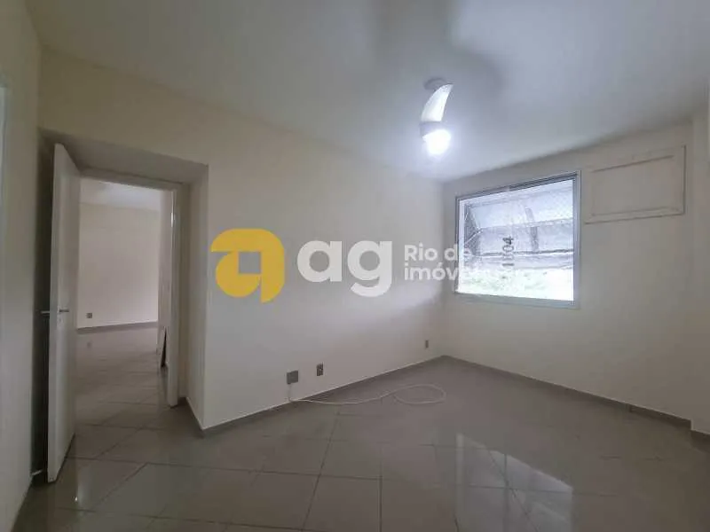 Apartamento com 2 quartos, 2 banheiros e varanda — photo 11