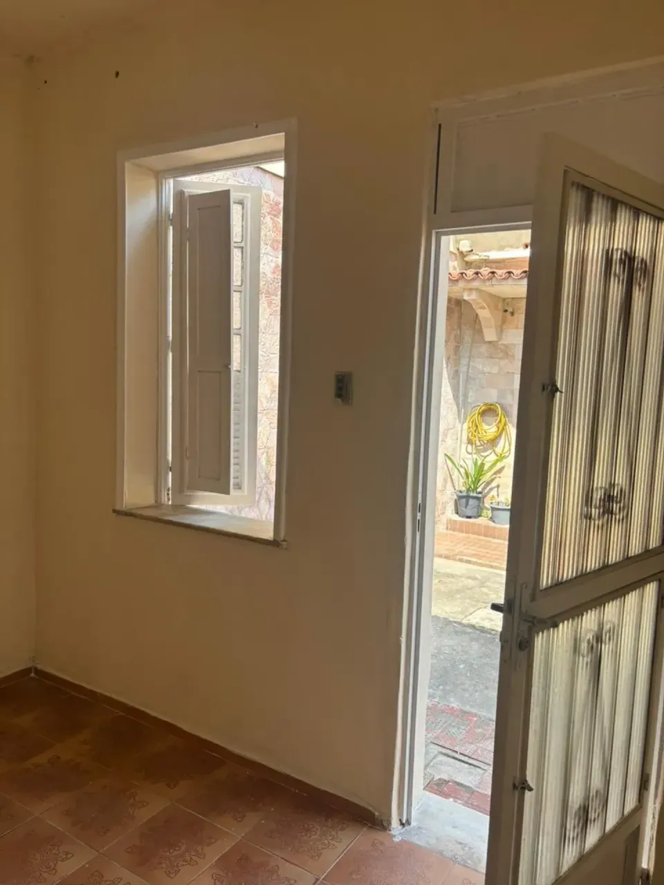 Casa sem mobília com 1 quarto e 1 banheiro — photo 9
