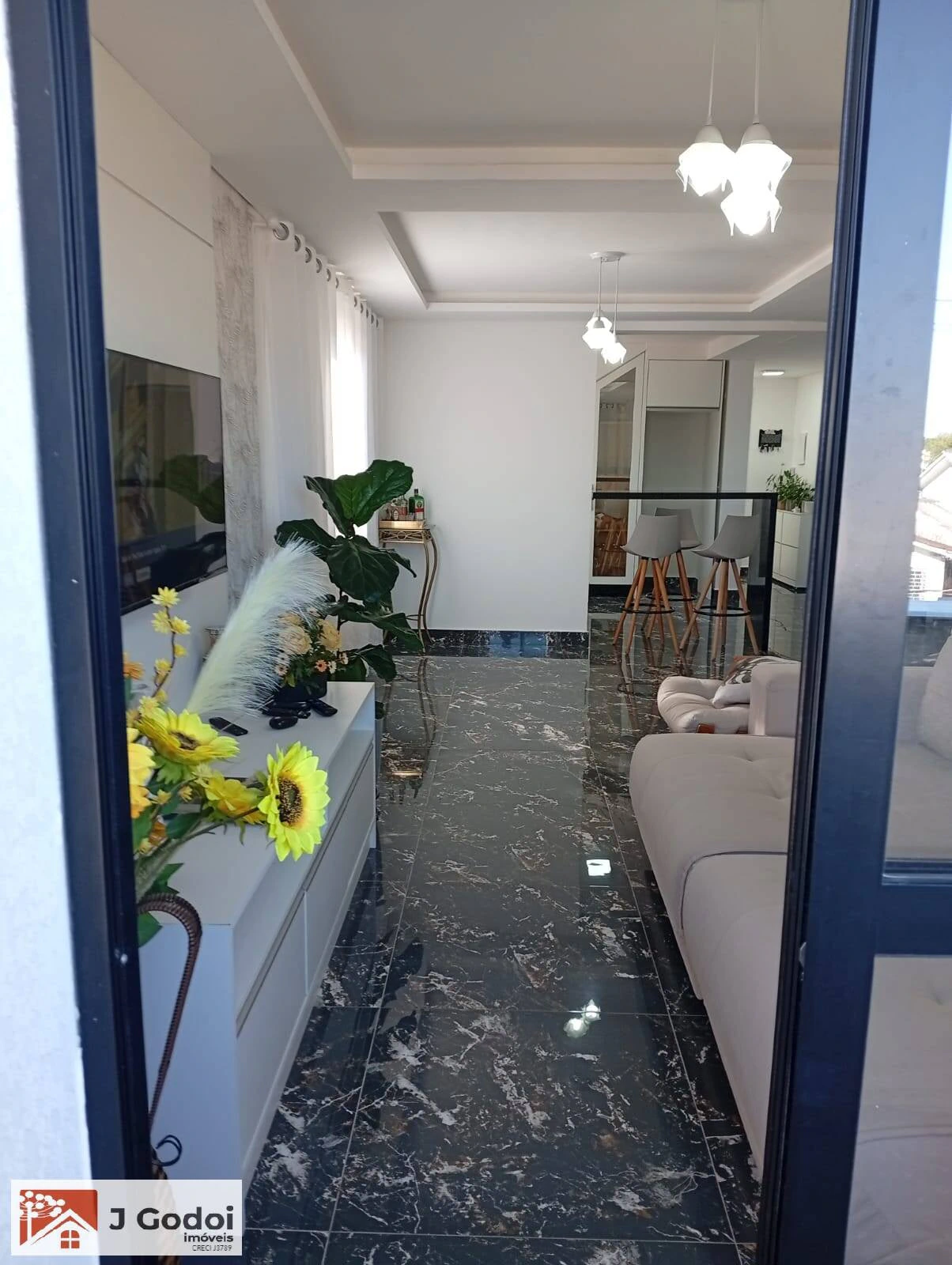 2-bedroom apartment, 1 with its own bathroom, 292 m² — photo 13