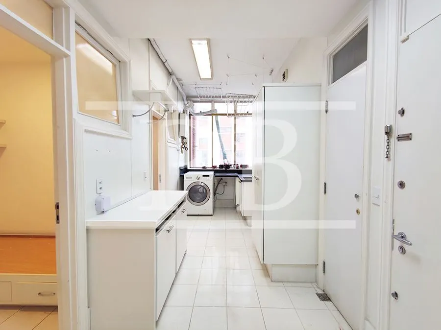 4-bedroom apartment 284 m² with 3 parking spaces — photo 34