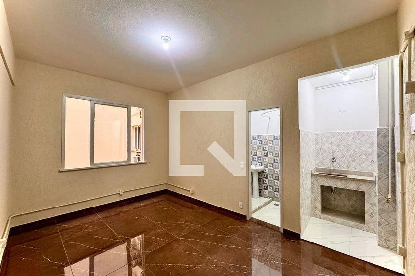 Unfurnished 1-bedroom apartment with 20 m²