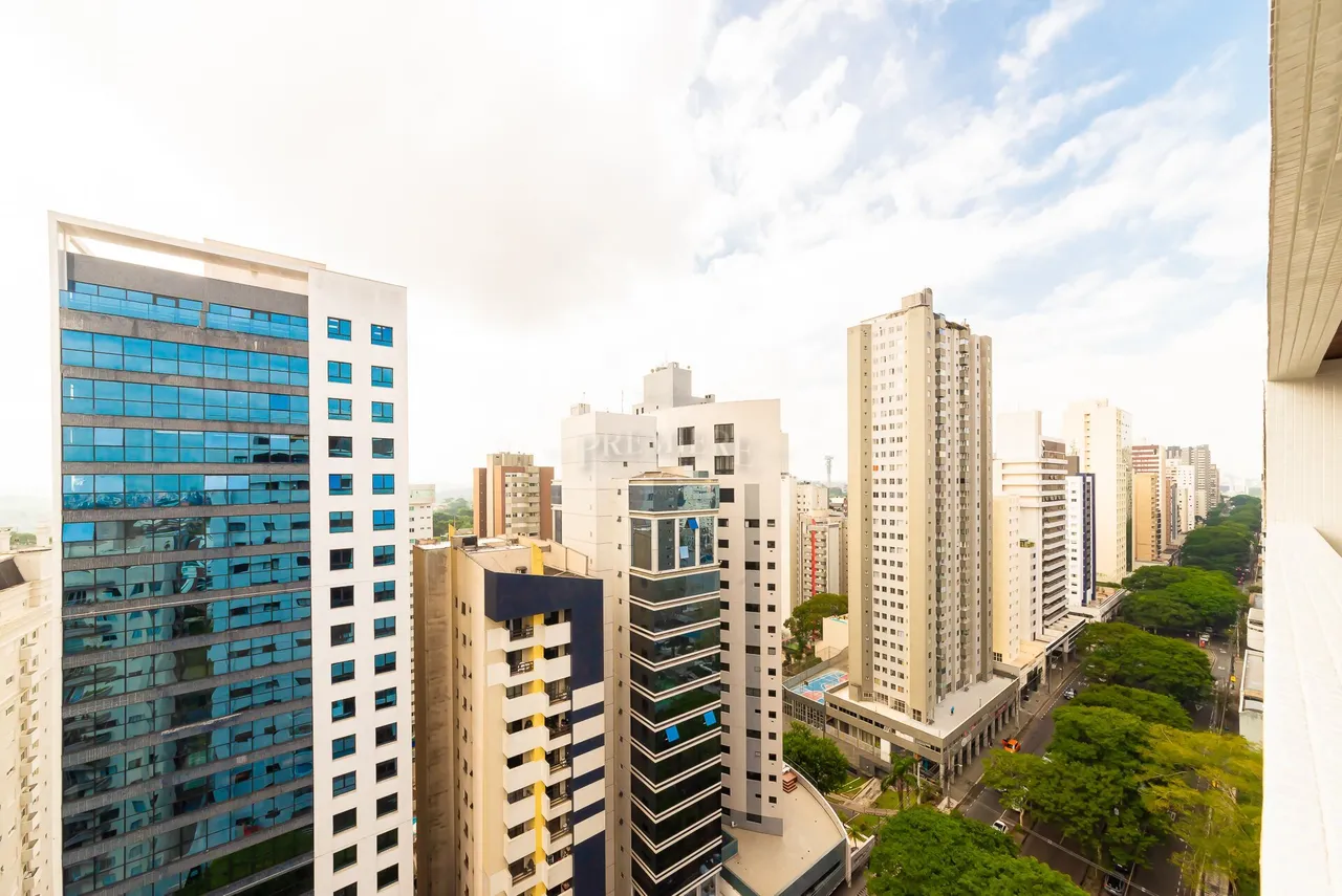 Apartamento de 3 suítes com 265 m² e 2 vagas — photo 10