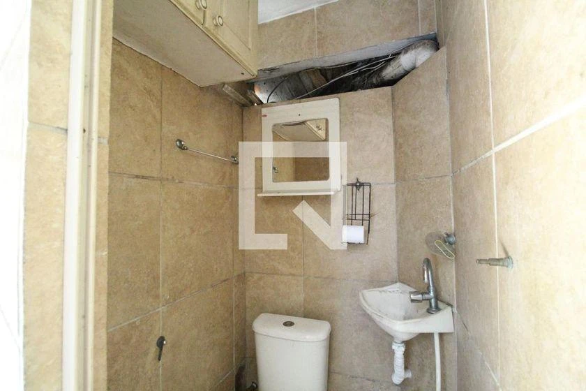 Furnished house, 200 m², with a glass-enclosed balcony — photo 28