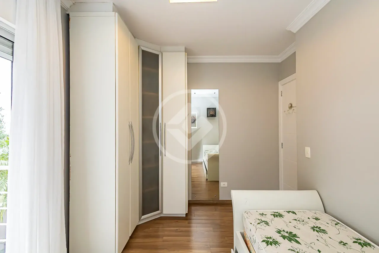 Casa em condomínio com 4 quartos e 270 m² — photo 11