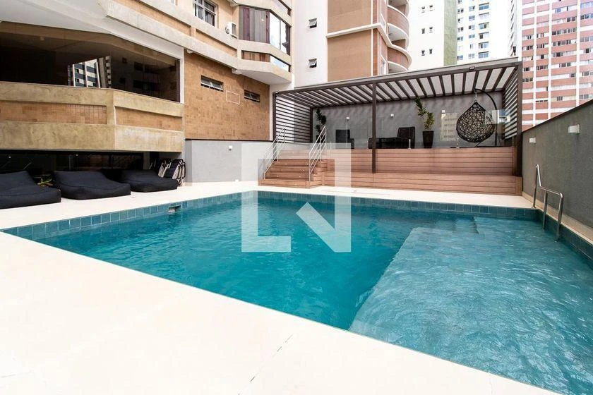 Furnished 3-bedroom apartment with 146 m² — photo 6