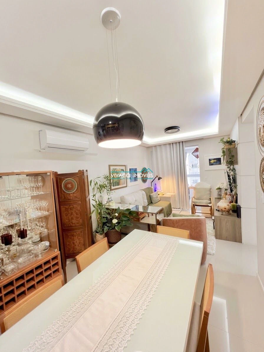 2-bedroom apartment with a grill on the balcony — photo 7