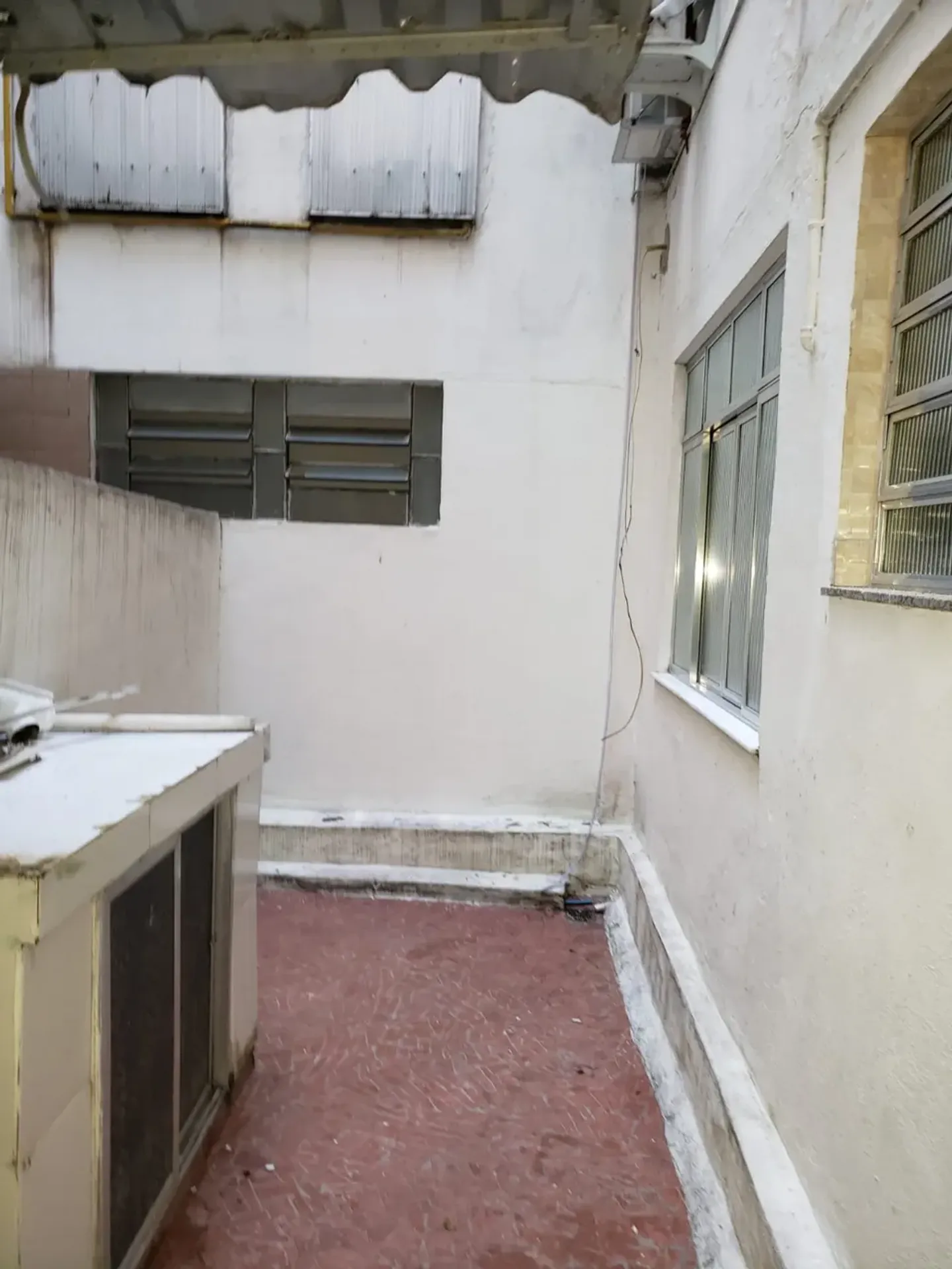 Apartment with 3 bedrooms and 1 bathroom — photo 24