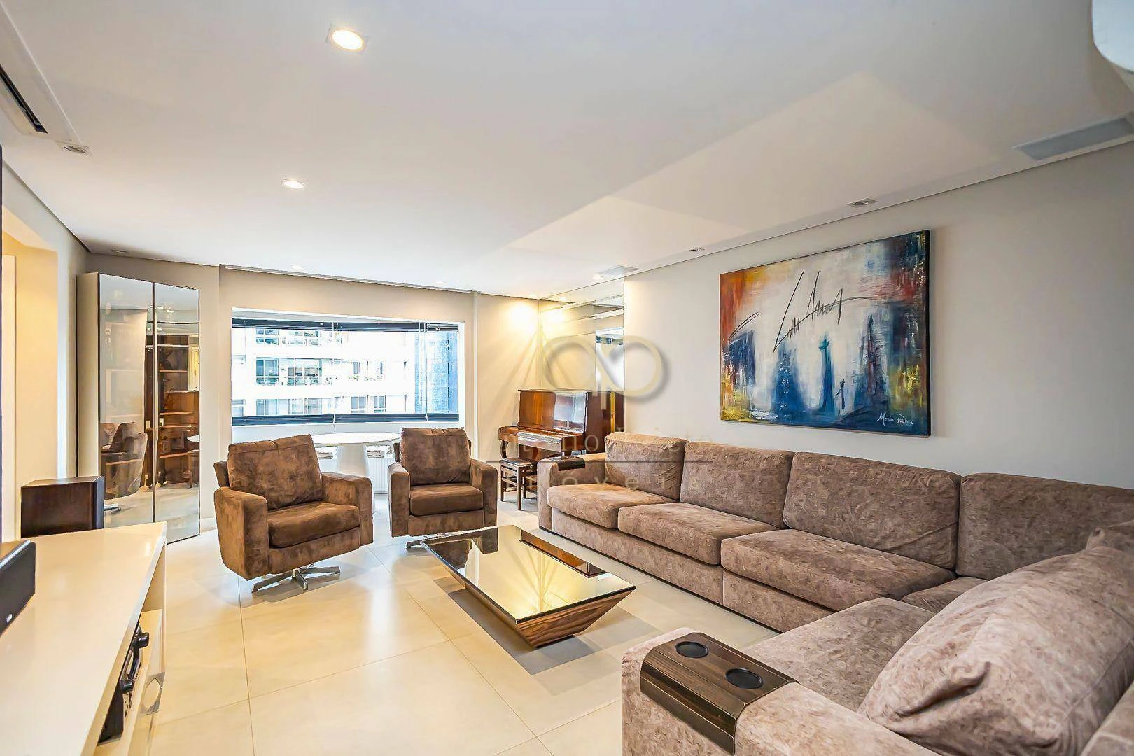 150 m² apartment with a dishwasher and a bathtub