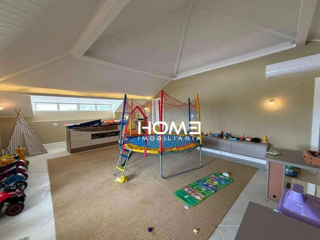 Furnished house with 6 en-suite bedrooms and 10 baths — photo 12