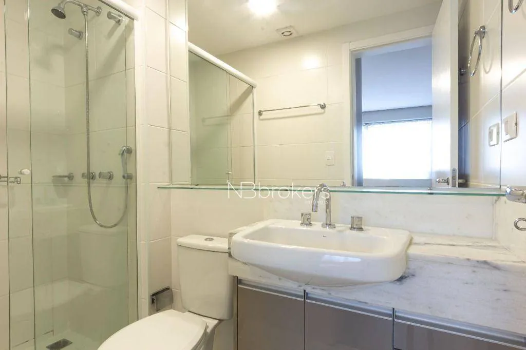 Furnished 2-bedroom apartment with private garden — photo 43