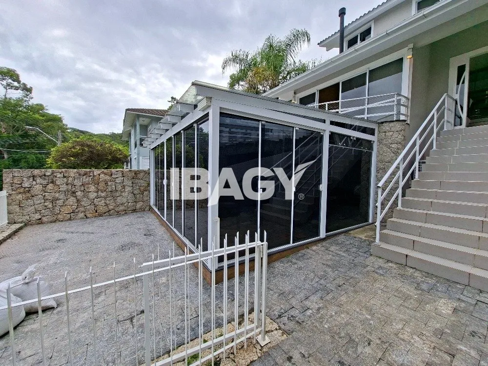 Furnished house with 3 bedrooms and a spacious balcony — photo 27