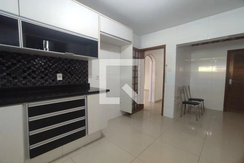 600 m² house with 5 bedrooms and balcony barbecue — photo 22