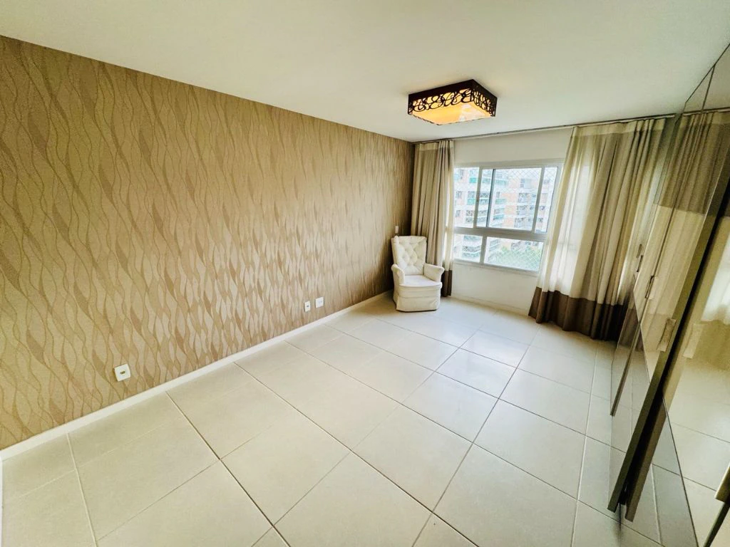 Furnished 3-bedroom apartment with an outdoor pool — photo 4