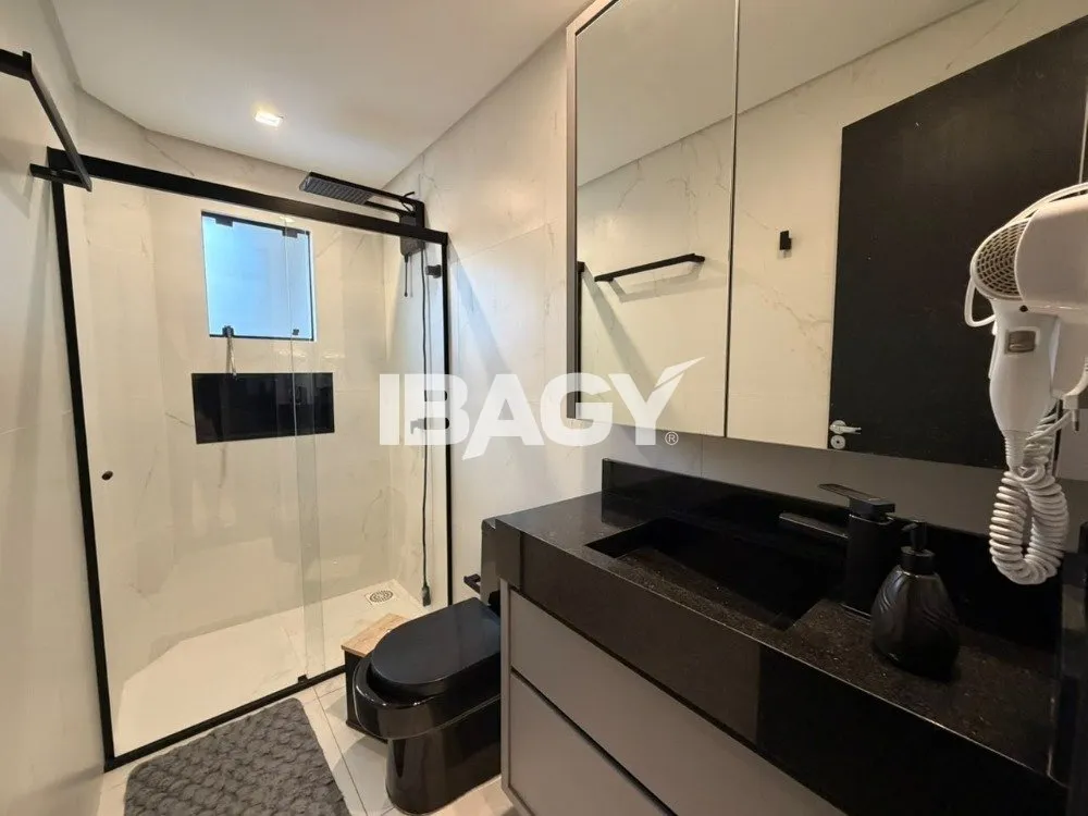 Furnished studio, 46 m², with a home office — photo 10