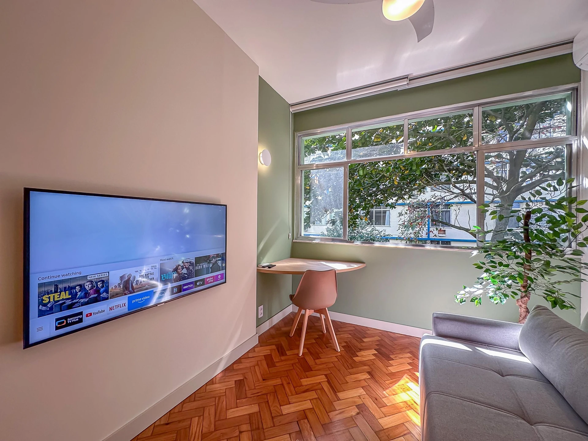 Furnished 45 m² apartment with 1 bedroom — photo 16