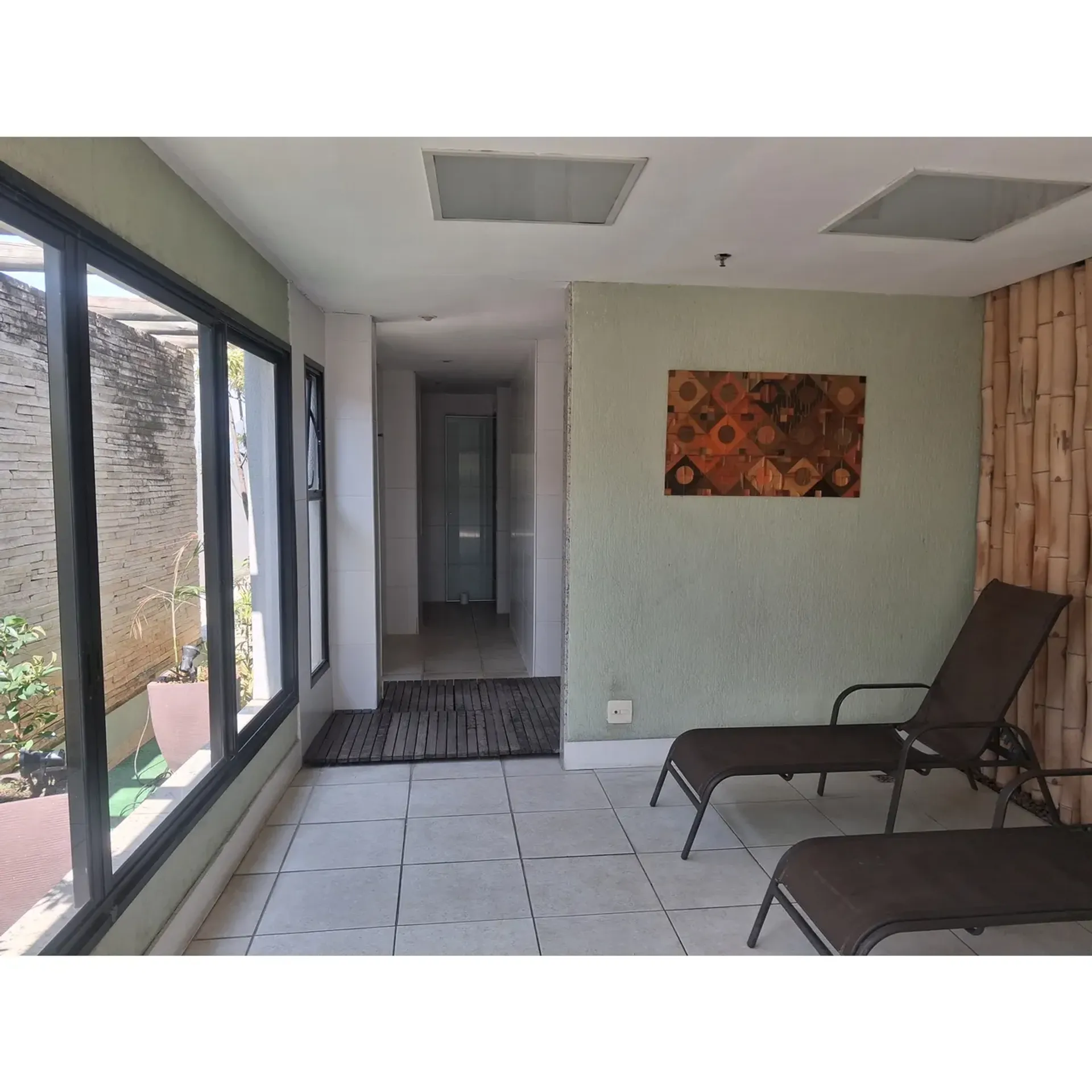 73 m² 2-bedroom rental apartment with balcony — photo 21