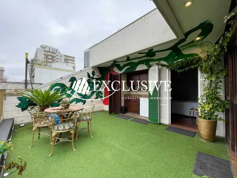 Furnished linear penthouse with 2 bedrooms and 4 baths — photo 17